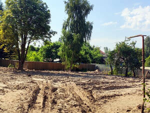 Еще два аварийных барака снесли в Брянске