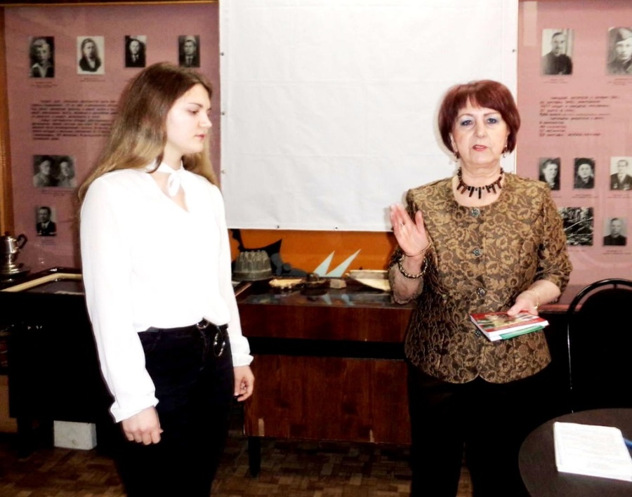 Дятьковская школьница стала лучшей в проекте Бессмертного полка