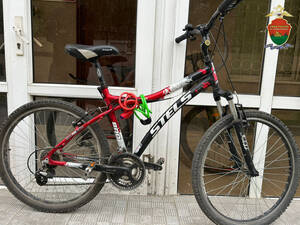 Брянский подросток отошёл на пару минут пообщаться с друзьями и остался без велосипеда