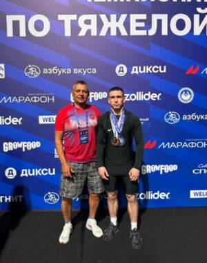 Брянский тяжелоатлет Иван Усов стал серебряным призером чемпионата России