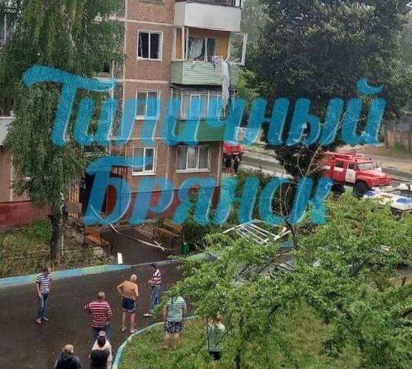 В Володарском районе Брянска раздался взрыв в многоквартирном доме