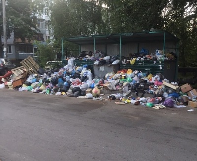 В центре Брянска пытаются победить мусорные свалки
