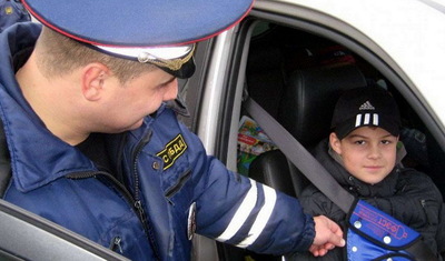 В Брянске на улице Полесской проверят водителей с детьми