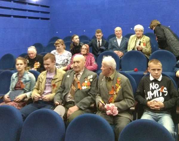 Жуковских ветеранов пригласили в кино