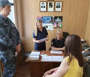 Брянским осужденным объяснили, как погашать долги