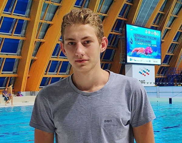 Брянский пловец Илья Бородин поборется за «золото» чемпионата Европы