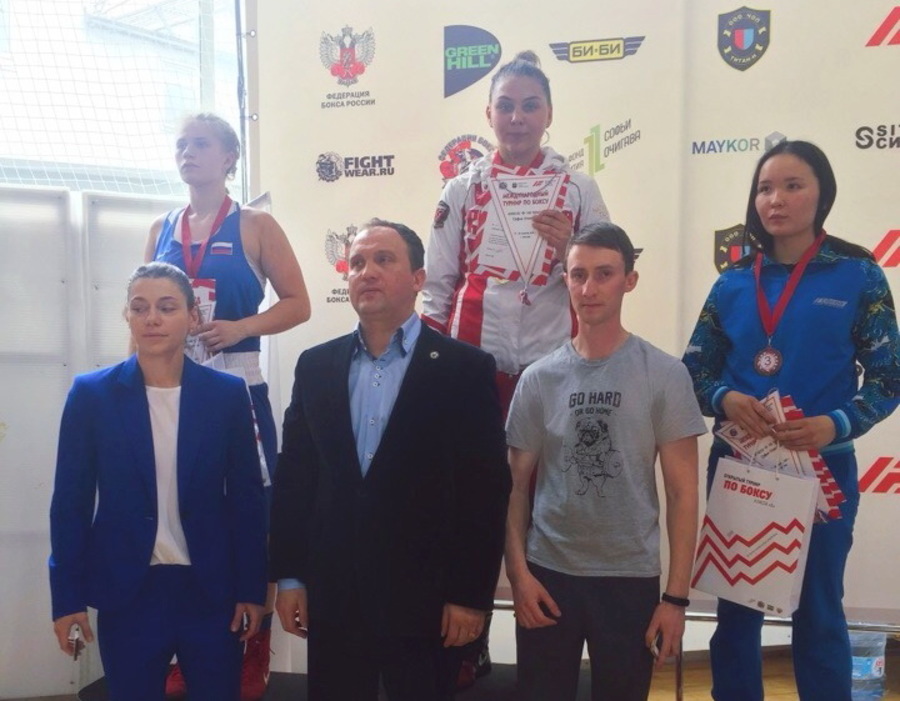 Брянские боксёрши завоевали две медали на турнире в Москве 