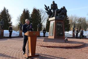 В Брянске почтили память погибшей 6-й роты десантников
