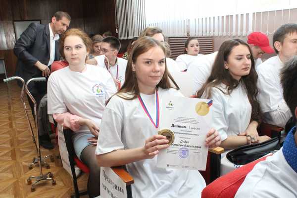 В Брянске начался чемпионат профмастерства «Абилимпикс»