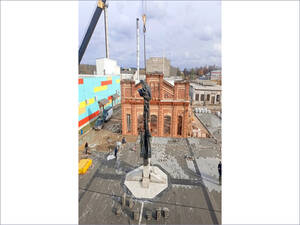 Спустя 11 лет памятник стеклодувам в Дятьково обрёл новую жизнь