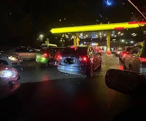 Брянские водители встали в огромные очереди за бензином