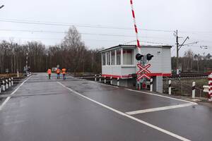 На брянских железнодорожных переездах обновили дорожное покрытие