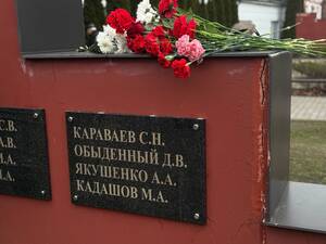 В Новозыбкове увековечили память героя СВО Максима Кадашова