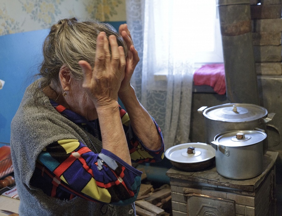 В Новозыбкове «газовщица» украла у пенсионерки 15 тысяч рублей