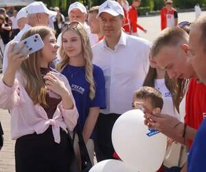 Врио губернатора Егор Ковальчук побывал на фестивале «Улица жизни»