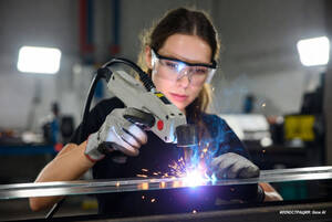 Сварка на брянских производствах: почему предприятия присматриваются к лазерным аппаратам