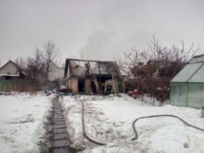 В Клинцах сгорел сарай: никто не пострадал
