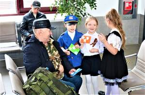 Дошкольники провели «Урок безопасности» для пассажиров на вокзале Брянск-Льговский