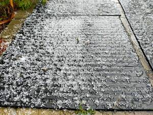 На Клинцы Брянской области обрушился сильный град