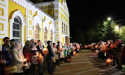 В Клинцах прошло праздничное пасхальное богослужение