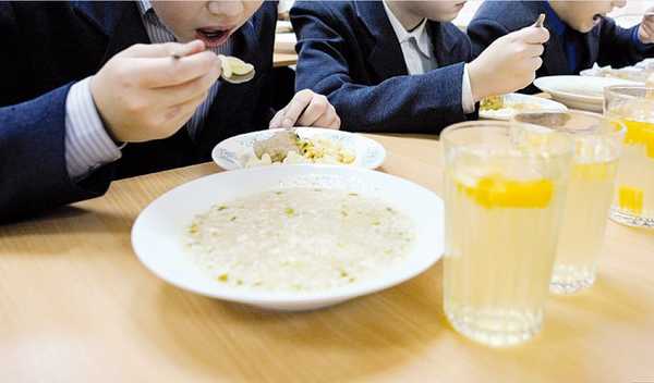 Гордеевских чиновников заставили накормить детей-инвалидов