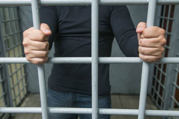 В Клинцах наркодельца осудили за три «закладки»