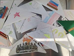 Брянские дети написали 3500 писем бойцам в госпитали