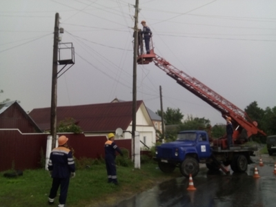 В Мглинском районе восстановили электроснабжение после сильной грозы