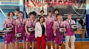 Брянск и Карачев стали лидерами баскетбольного чемпионата в Клинцах