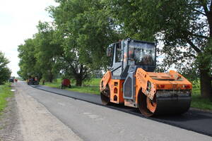 В Комаричском районе ремонтируют дорогу Комаричи - Кокино