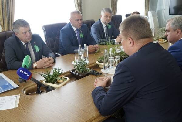В Брянскую область прибыл помощник президента республики Беларусь Николай Рогащук