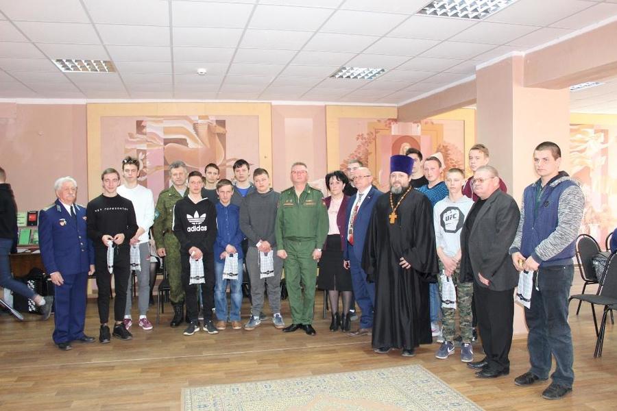 Брянских призывников благословили на службу в армии России