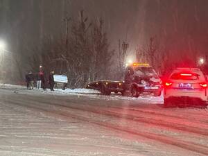 Первый пошёл: в Брянской области из-за снегопада начался день жестянщика