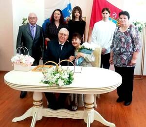 Супруги Волковы из Брянска отметили золотую свадьбу