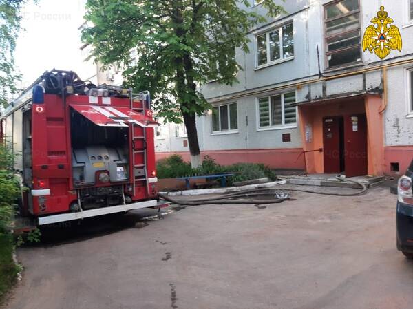 В Брянске 56-летний мужчина погиб при пожаре в квартире