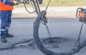 Во всех районах Брянска проводят ямочный ремонт