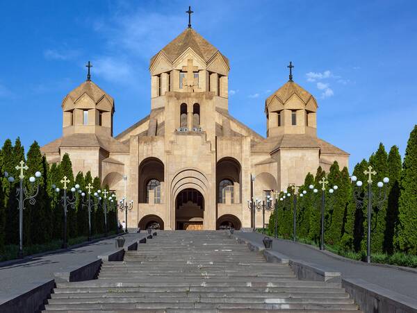 Известный предприниматель добивается разрешения на строительство армянского храма в Брянске