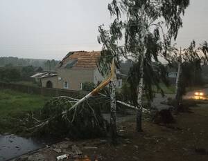 На юго-запад Брянской области пережил мощный удар стихии