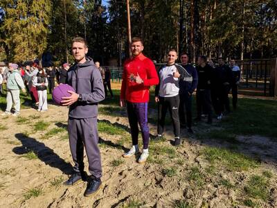 Брянские следователи устроили спортивные старты в «Лесном»