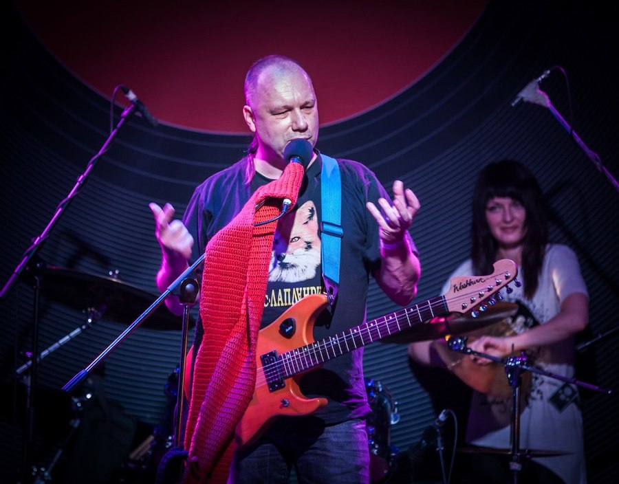 Музыкант брянской группы «Лис и Лапландия» отметит 50-летие концертом‍