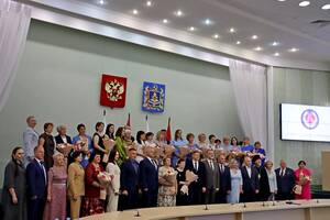 День соцработника в Брянской области отметили наградами