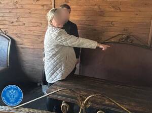 Жительница Брянской области изувечила стеклом лицо соперницы