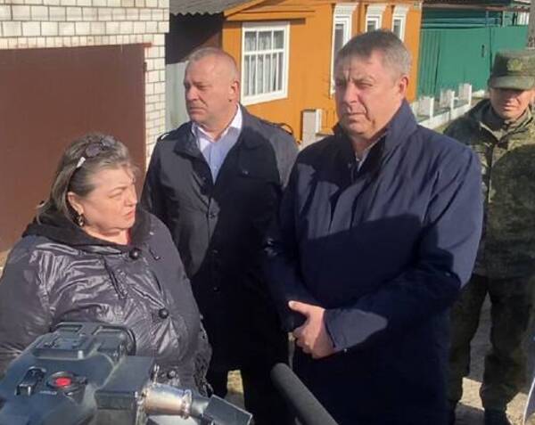 В Брянской области пострадавшие при обстреле ВСУ получили компенсации до 400 тысяч рублей
