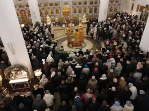 Губернатор Богомаз поздравил брянцев с Рождеством Христовым