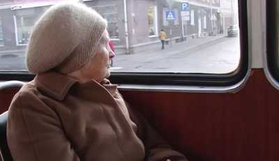 В Брянске водитель автобуса №27 «уронил» 73-летнюю женщину
