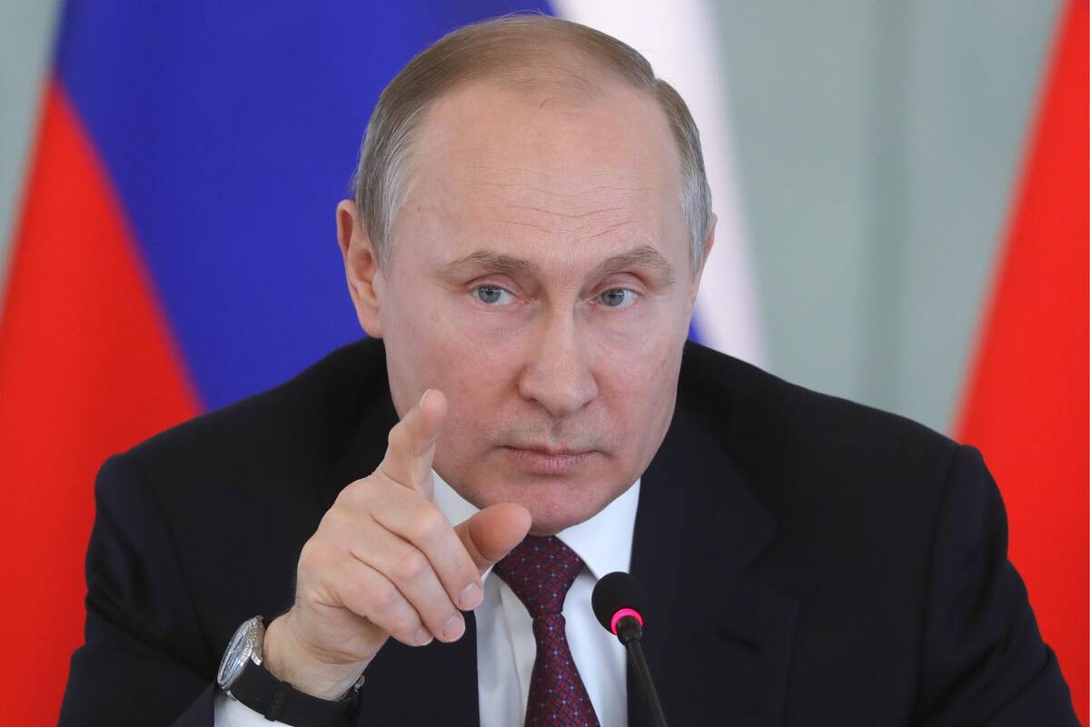 Президент Путин поручил губернатору Брянской области взять под опеку участников спецоперации