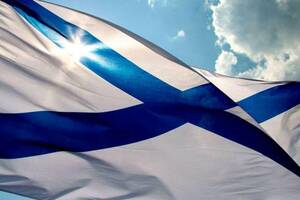 Брянск чествует моряков: горадминистрация поздравила с Днем ВМФ