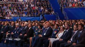 На съезде партии «Единая Россия» озвучили список кандидатов для включения в бюллетень