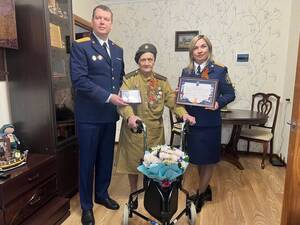 В Брянске ветеранам войны устроили праздник с концертами и наградами