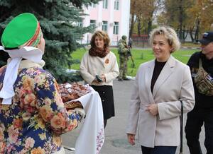 Стародуб посетила двукратная олимпийская чемпионка по биатлону Ольга Зайцева